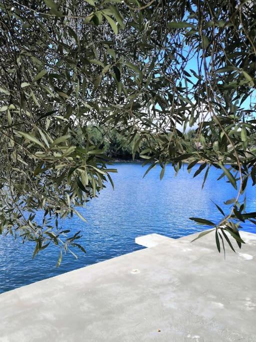 Mystica - Charming Studio Apartment On The Beach Kruševo Kültér fotó
